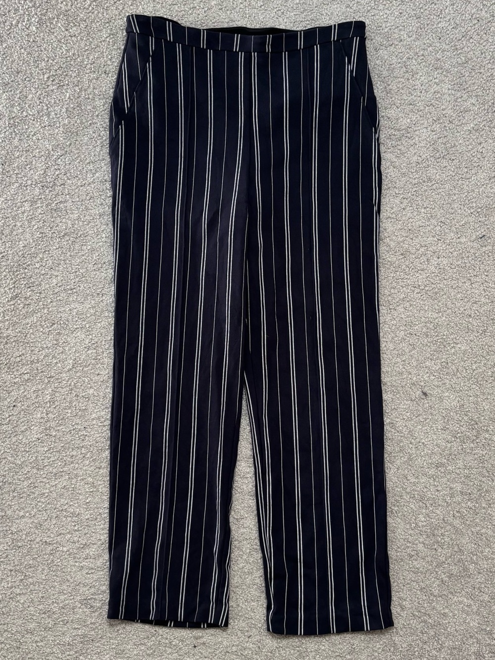 Lyssé Navy and White Pinstripe Slim Fit Cropped Pants